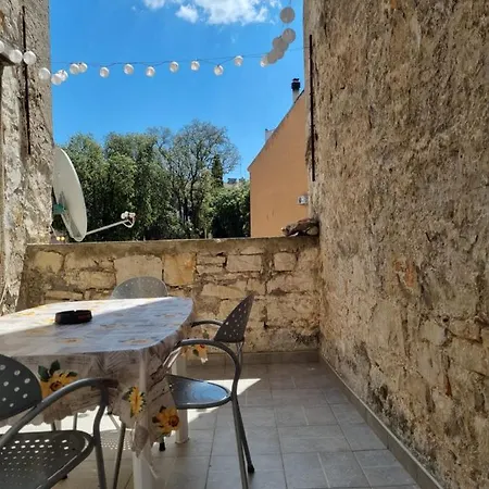 Apartment Apartman Olive ***