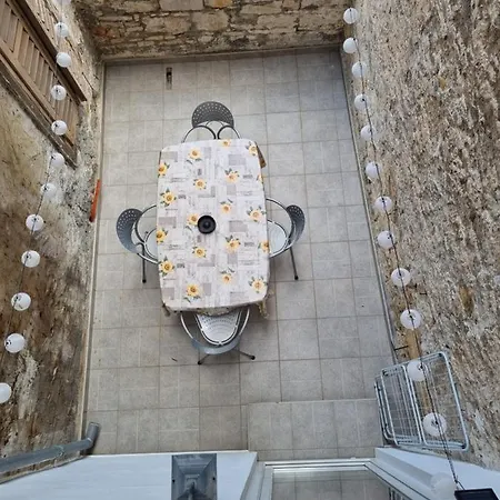 Apartman Olive *** * Pula